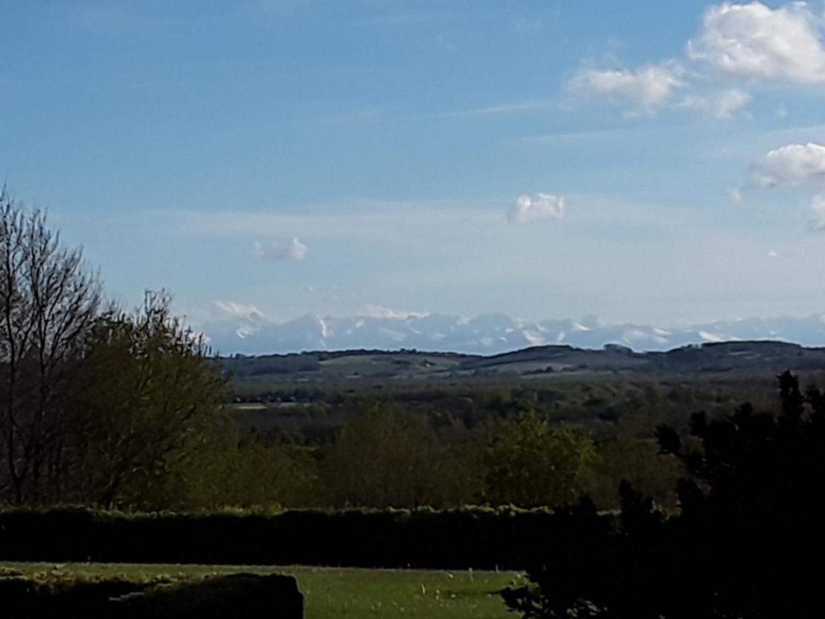 Le Pouy Bed & Breakfast Termes-d'Armagnac Bagian luar foto