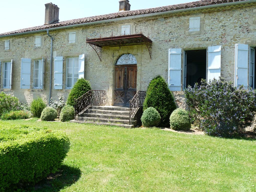 Le Pouy Bed & Breakfast Termes-d'Armagnac Bagian luar foto